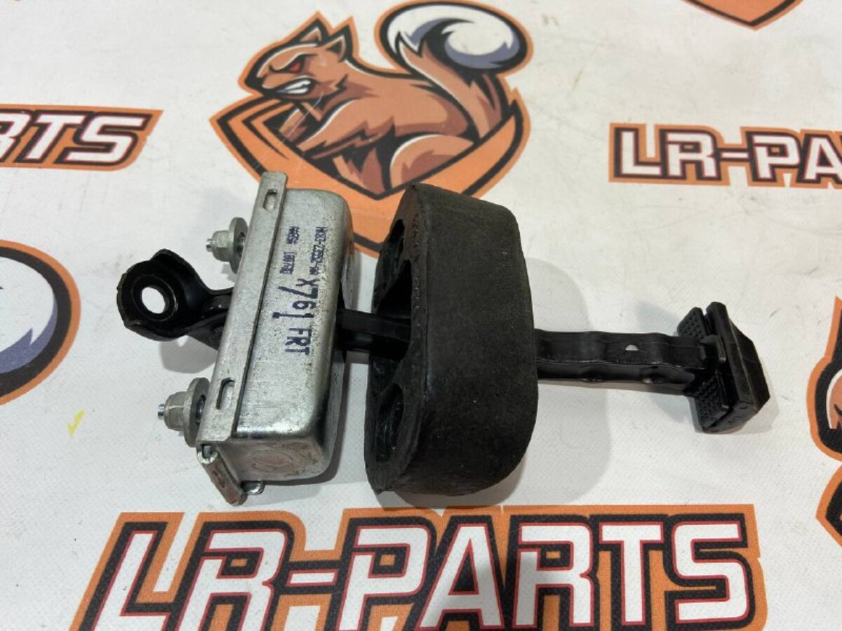 LR091725 Door limiter in front of Range Rover Velar L560 (2018-) Used